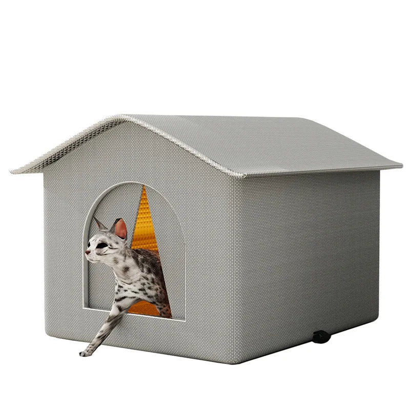 Winter Haven™ Insulated Outdoor Pet Shelter
